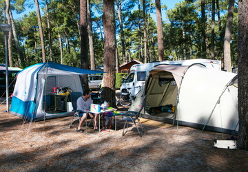 Camping 5 estrellas con parcelas en las Landas